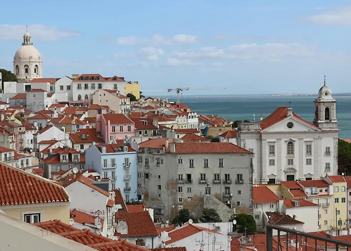 Alfama Valle Apartment *